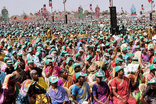 DMK, DMDK take on Jaya, say afternoon election rallies cause 'rights ...