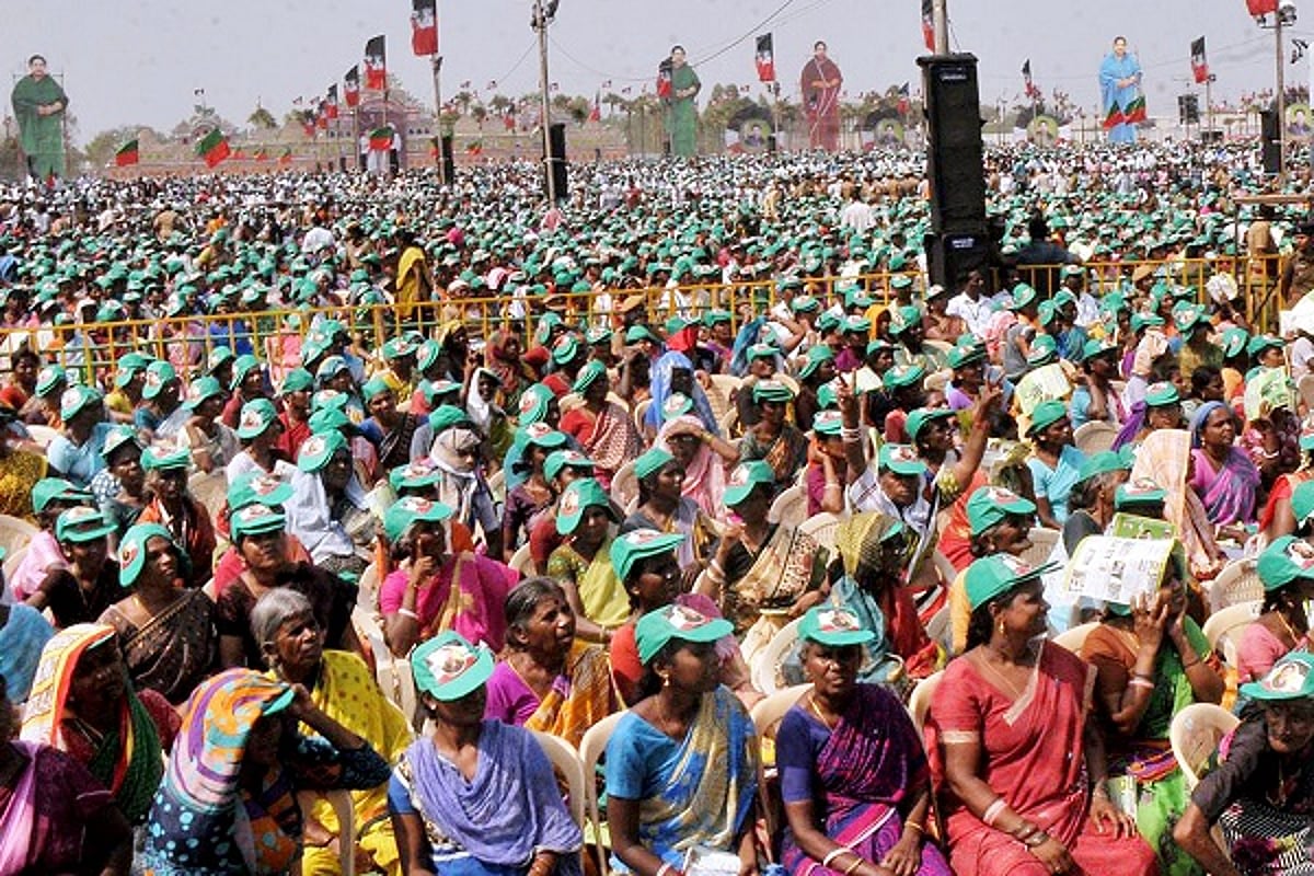 DMK, DMDK take on Jaya, say afternoon election rallies cause 'rights ...