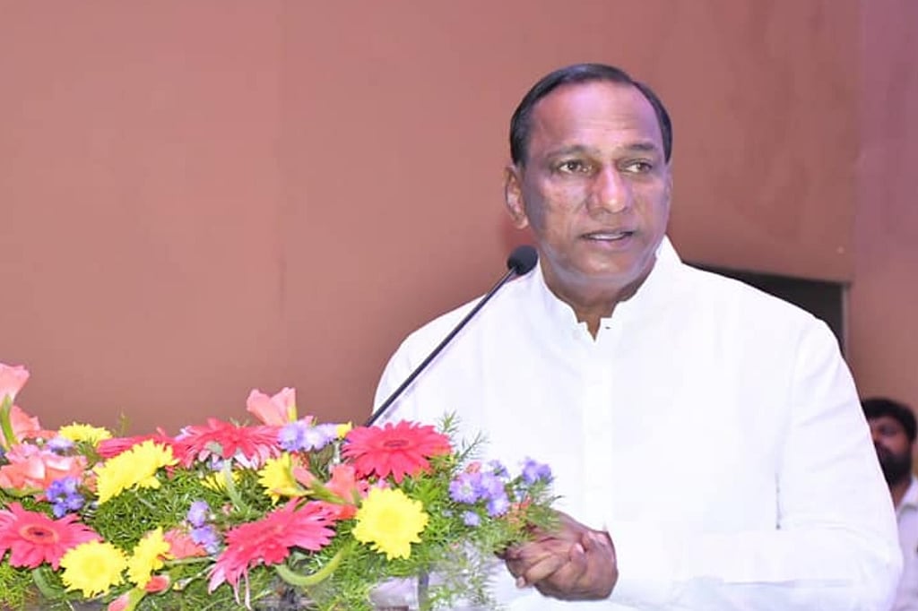 Bhadra Reddy BRS Leader Malla Reddy Denies Rumours of Joining Congress | Latest News