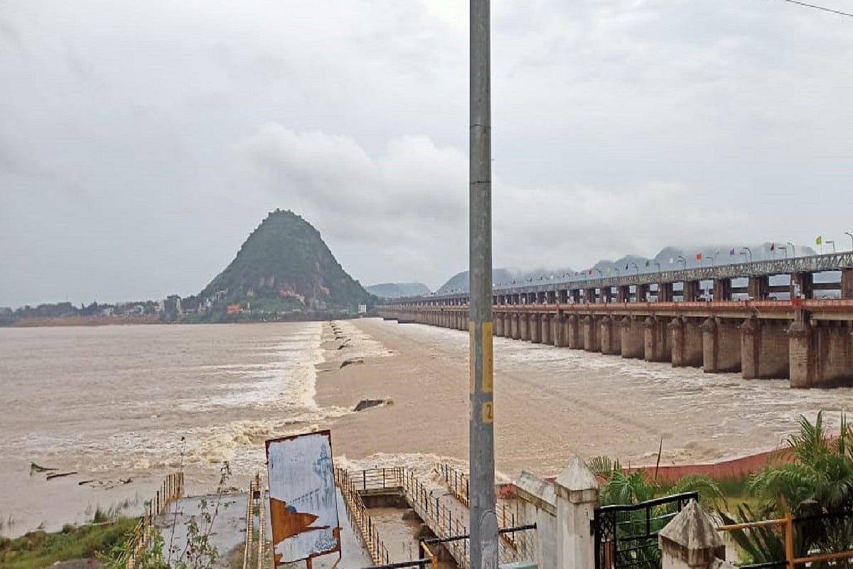 Water levels in Krishna and Godavari rivers rise due to heavy rains