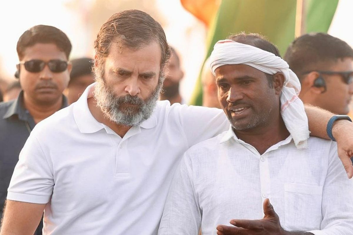 Bharat Jodo Yatra enters 63rd day, Rahul interacts with people in