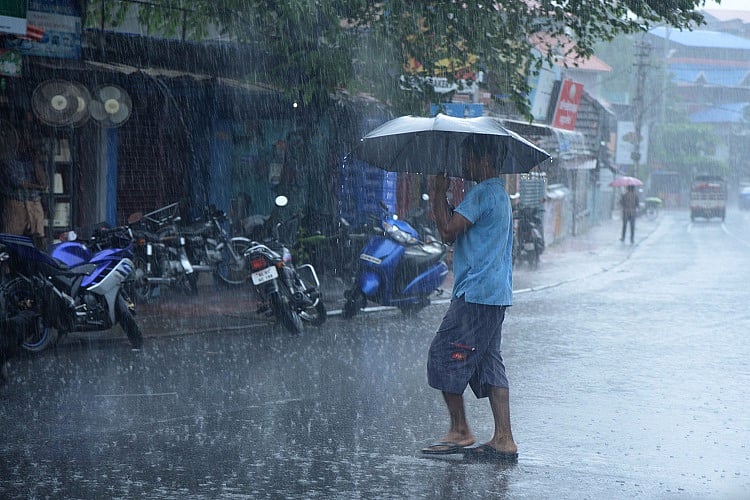 Kerala braces for intense monsoon, orange warning issued for two districts