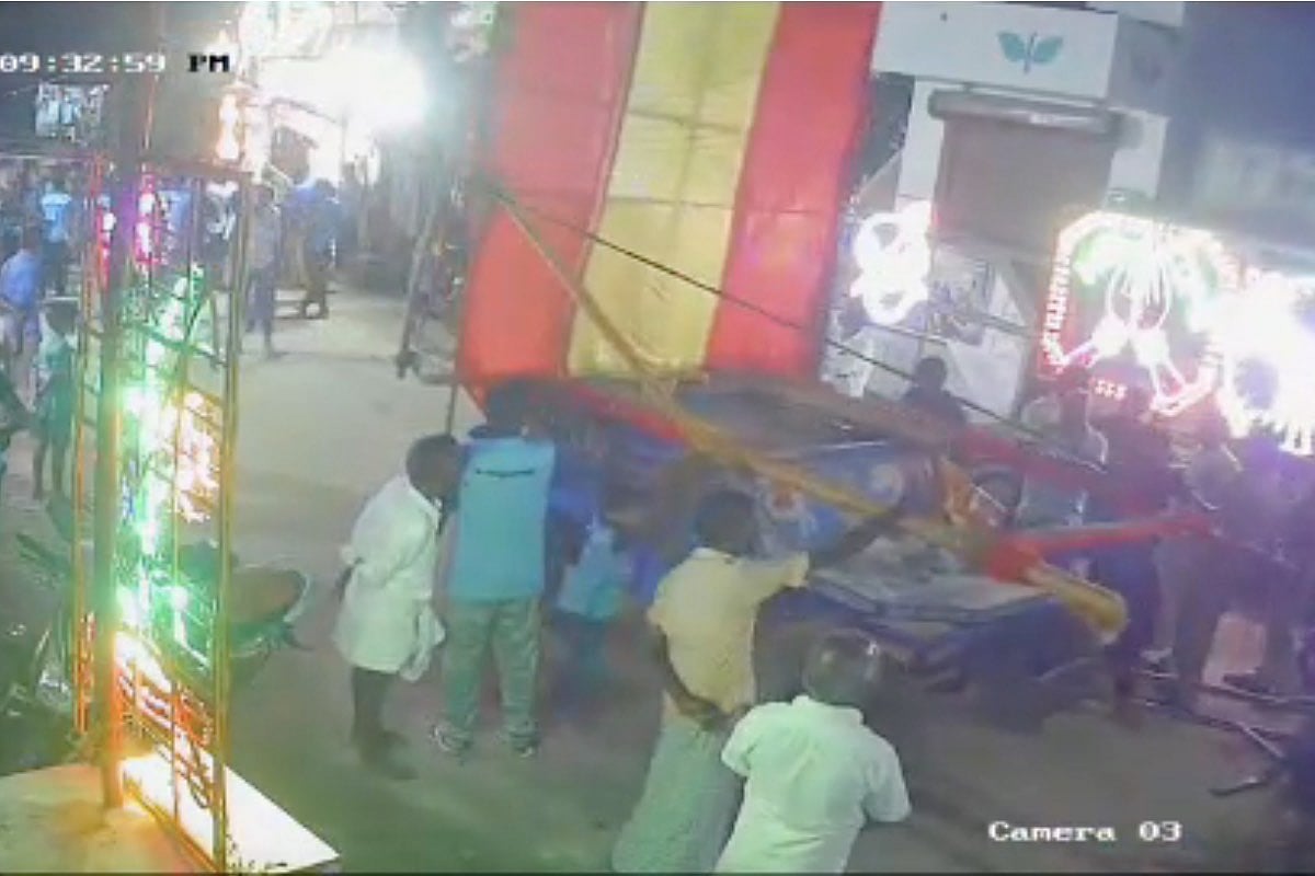 Two electrocuted in Tamil Nadu after Ganesha chariot touches overhead cable