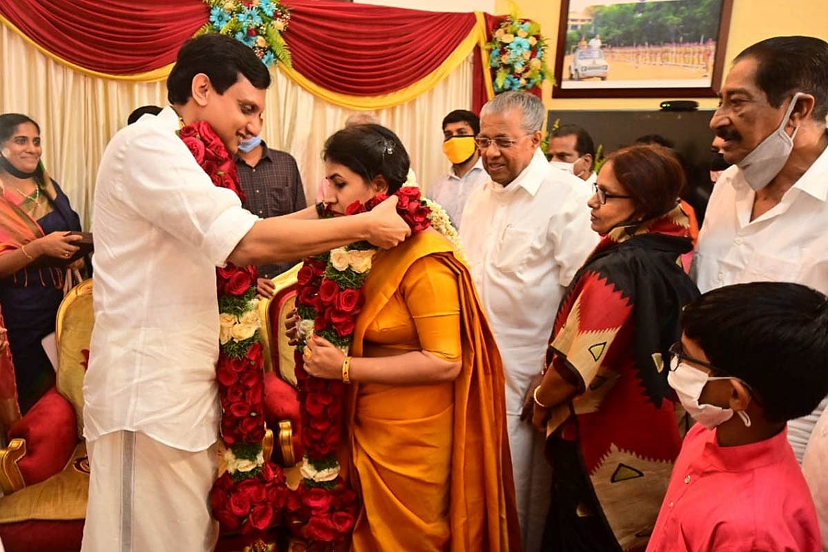 Kerala CM’s daughter & entrepreneur Veena and DYFI leader Muhammad ...