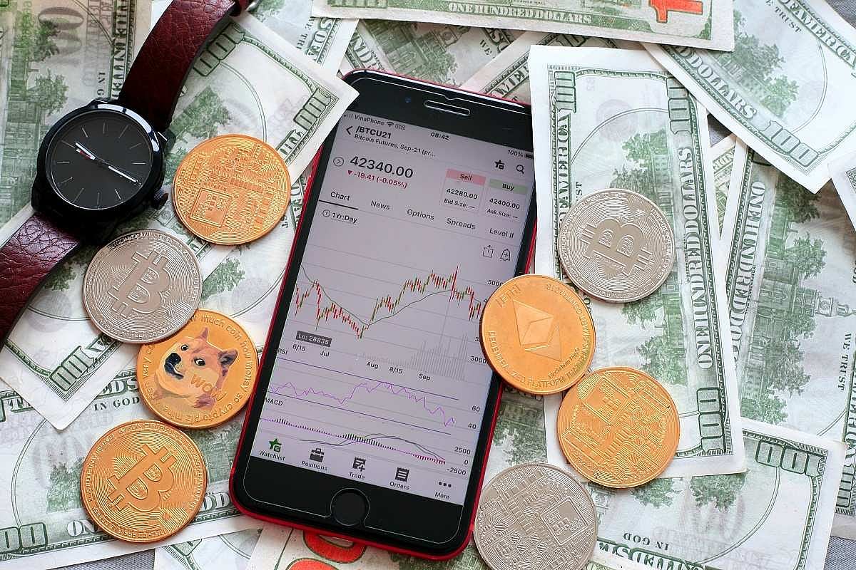 Dogecoin (DOGE) flies as Musk takes control