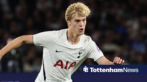Lucas Bergvall in action for Tottenham