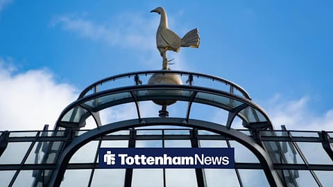 Statue on the Tottenham Hotspur Stadium