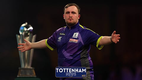 Luke Littler sends a Tottenham star a message. (Credit: Imago)