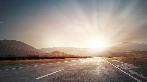 Saudi Arabia to Spend $585 Million on Road Projects