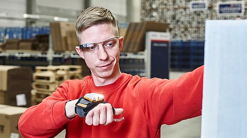 DB Schenker Implements Smart Picking Glasses for Warehouse Logistics