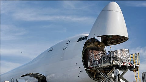 October Air Cargo Volumes Surprise with 4% Year-on-Year Growth