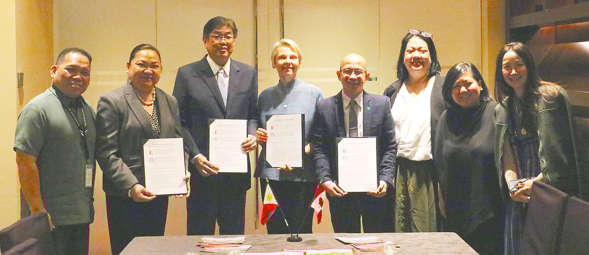 PHOTOGRAPHS COURTESY OF  dlsu-csb