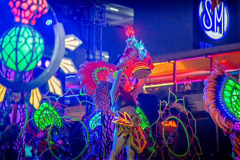 Spectacular Dinagyang 'Ilomination' streetdance showdown at SM Iloilo