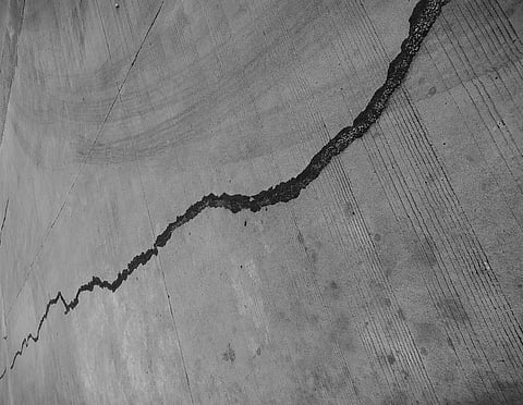 7.0 earthquake hits China-Kyrgyzstan border
