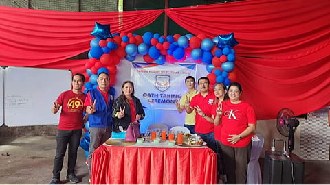 Officials of the Partido Federal ng Pilipinas lead the oath-taking of officials and members of the PFP-Imus chapter last Sunday to promote good governance through honest public service. In photo are (second from right) PFP Cavite chairperson Tom Durias, PFP Calabarzon chairperson Eros San Juan, PFP-Imus Chapter chairperson Nancy Navia (second from left) and PFP-Imus Chapter president Mike Platon.