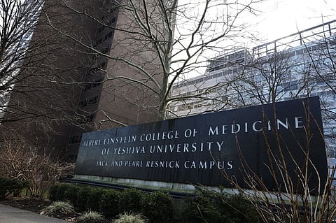New York medical school scraps fees after $1 bn donation
