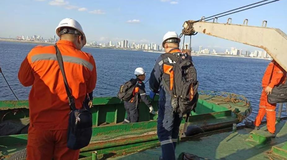 PCG seizes 17 vessels for illegal dredging