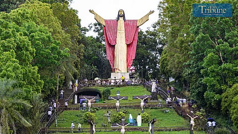 Catholics visit Kamay ni Hesus Shrine