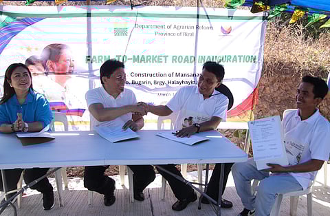 P32-M farm-to-market road turned over to Rizal farmers 