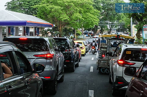 Traffic jam in Tagaytay