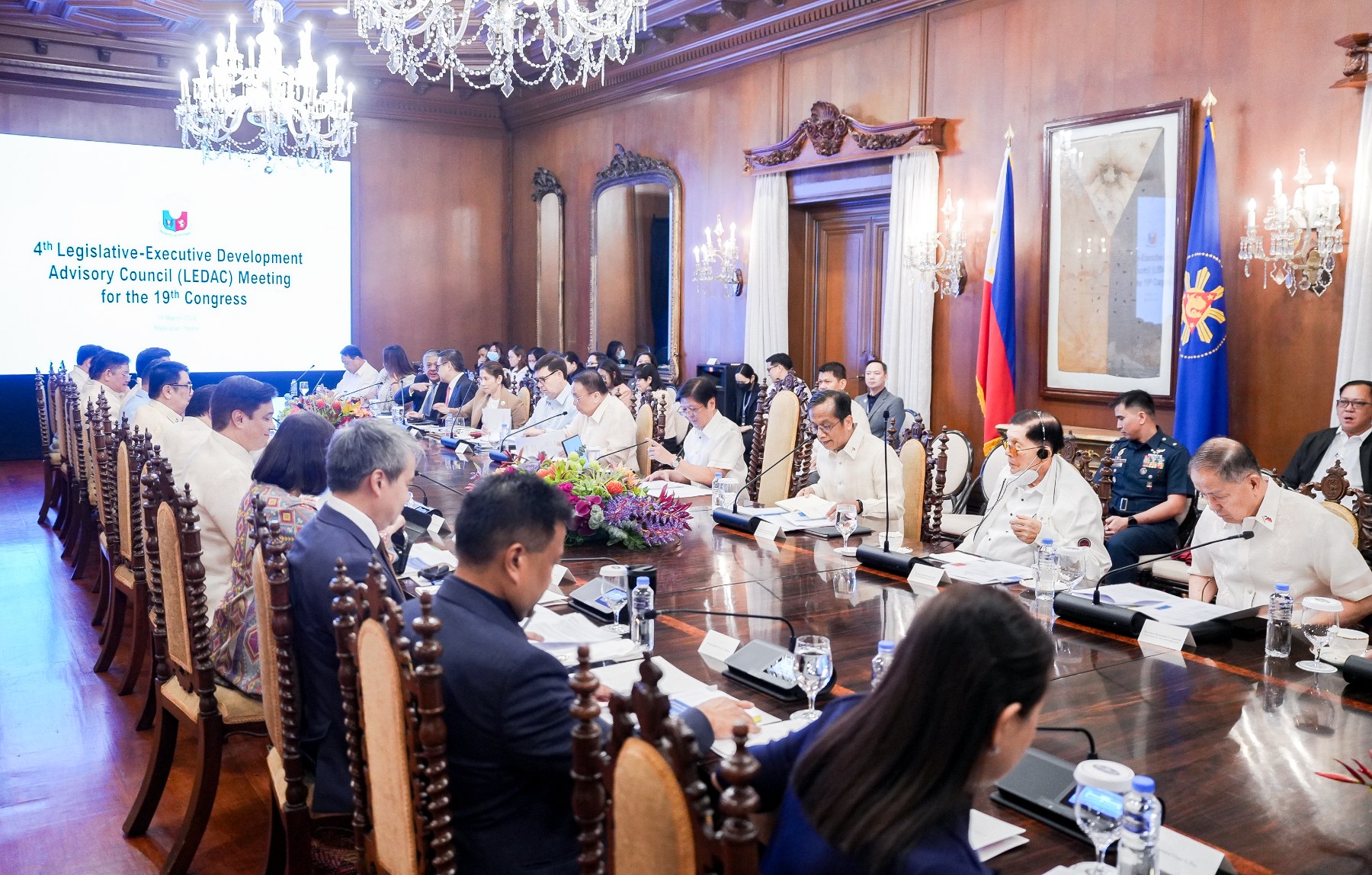Key policymakers, lawmakers, and government officials come together for the 4th Legislative-Executive Development Advisory Council meeting at Malacañang on Tuesday. A pivotal gathering for the 19th Congress, attendees foster collaboration to shape the nation’s legislative agenda. 