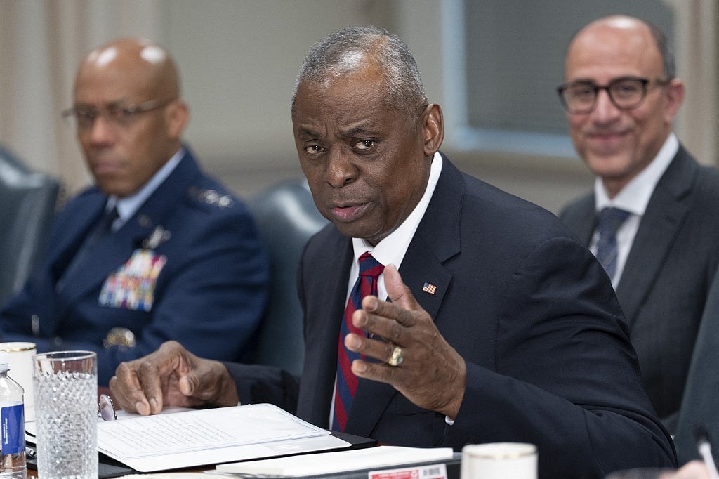 US Defense Chief calls out China's 'increasingly coercive behavior' - Vimarsana News