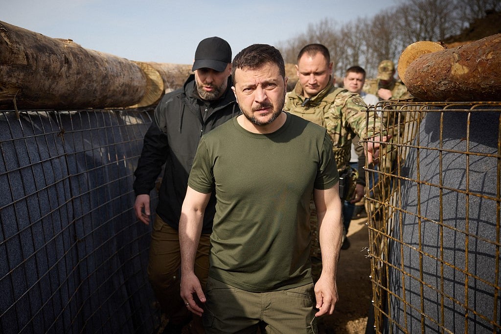 Russia fires 40 missiles and drones at Ukraine overnight: Zelensky - Vimarsana News