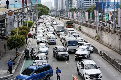 TRIBUNE-Traffic-EDSA
