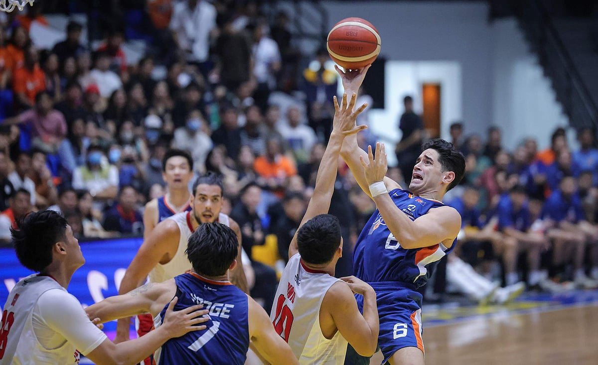 Meralco enters finals vs San Miguel