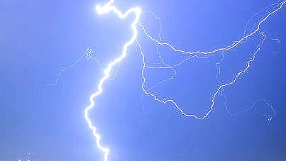 Lightning strike claims lives of 2 soldiers - Vimarsana News