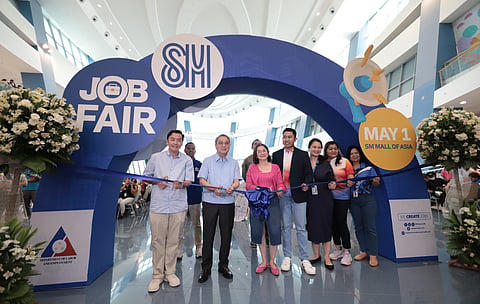 SM Mall of Asia Senior Assistant Vice President Perkin So (left), Pasay District Representative Hon. Antonio Calixto (2nd from left), Pasay City Mayor Imelda Calixto-Rubiano (third from left), Department of Labor and Employment (DOLE) Officer-In-Charge (OIC)-Director II Atty. Gerard Peter Mariano (4th from left), Pasay City Public Employment Service Offices (PESO) Manager Filipinas Rosario Sampang (2nd from right), and Technical Education And Skills Development Authority (TESDA) Director Cariza Dacuma (right) during the SM Mall of Asia Job Fair last 1 May 2024.