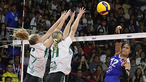 SOARING HIGH - Angel rescues Alas Pilipinas past Australia