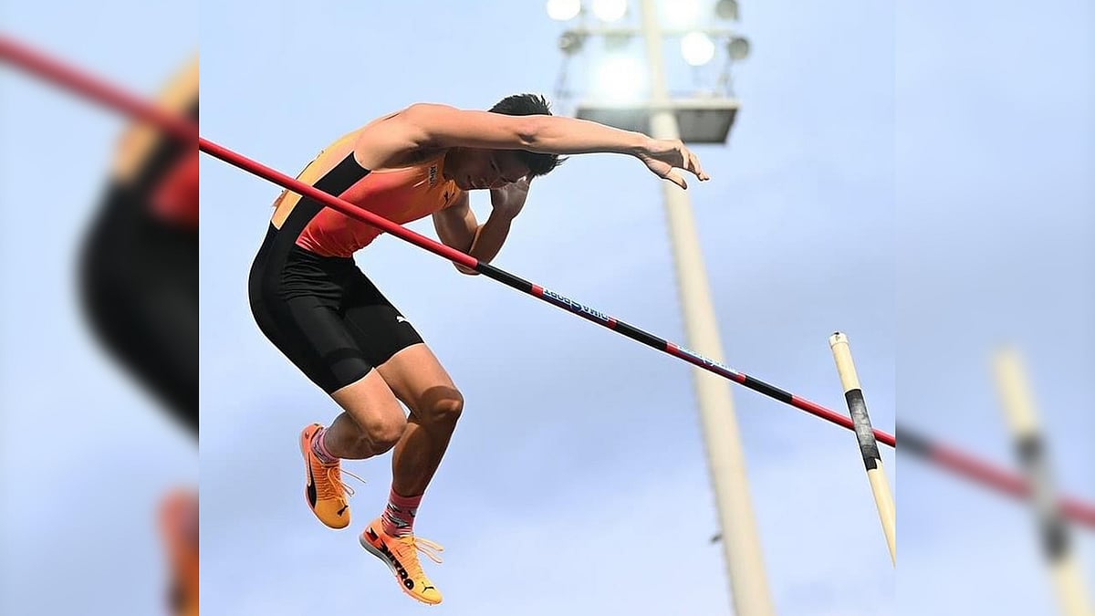 DISASTER STRIKES ANEW Obiena clinches silver despite broken pole