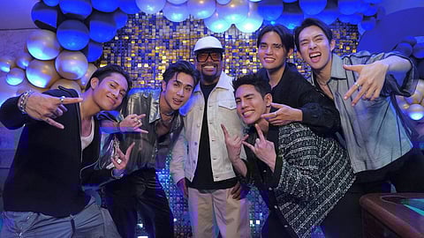 KEN, Josh, Apl.de.Ap, Stell, Pablo and Justin. 