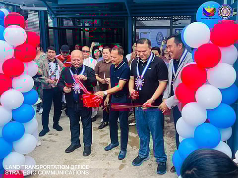 LAND Transportation Office chief, Assistant Secretary Atty. Vigor D. Mendoza II, led the inauguration of the new LTO Extension Office in Barangay East Poblacion, City of Naga, Cebu. Also present at the inauguration were Regional Director Glen G. Galario, Assistant Regional Director Engr. Arturo R. Apolinar, Naga City Mayor Valdemar M. Chiong and other officials from Region 7.