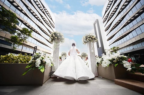 Whether couples envision a lavish ceremony or an intimate gathering, Lanson’s team of devoted hosts is committed to making every wedding day stress-free and memorable.