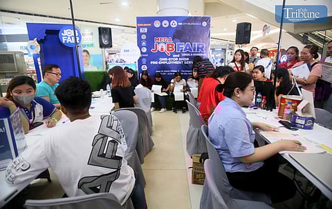 TRIBUNE-jobfair