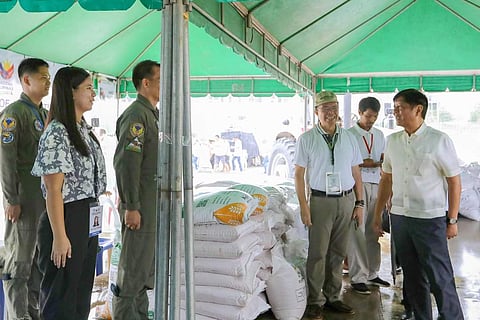 Farmers receive P100-M cash aid