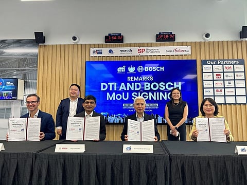 From L to R: Bosch Philippines Managing Director Paulo Duarte, Bosch Rexroth ASEAN and Oceania President Michel Gunawan, Regional President for Bosch in Southeast AsiaVijay Ratnaparkhe, DTI Secretary Fred Pascual, PTIC-Singapore Commercial Counsellor Carla Grepo, and DTI Undersecretary Rafaelita Aldaba
