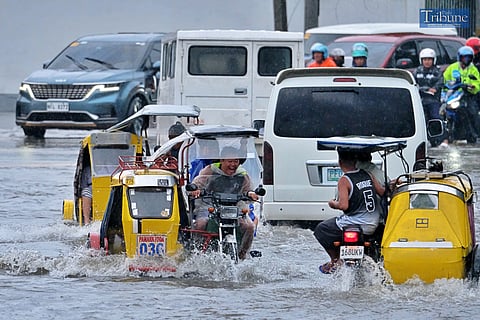 TRIBUNE-manila-submerged