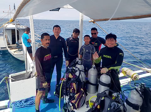 Our group explored some of the island’s 25 diving sites. Sipaway Island has a colorful complement of reef fish and invertebrates for macro-photographers. 