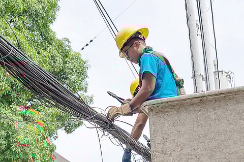 SAFETY AS A TOP PRIORITY. Meralco linecrews are actively conducting wire-clearing operations across its franchise area as part of its public safety campaign.