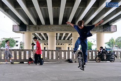 TRIBUNE-skateboarding