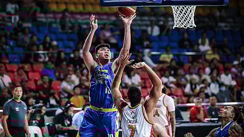 Zav joins Magnolia; Kings tap Adamos