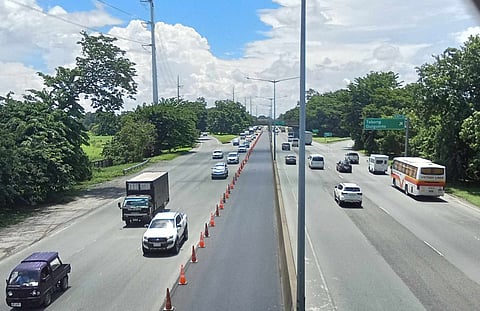 LOOK: The rehabilitation of the North Luzon Expressway (NLEX) and the Subic-Clark-Tarlac Expressway (SCTEX) is set to be completed by September of this year | 📷 Jonas Reyes