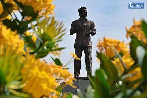 Ninoy Aquino Day – commemorated every 21 August – is one of the few holidays Filipinos look forward to. On this special day, Filipinos remember the assassination of the former senator. Here, a couple walks past the monument of Ninoy together with his wife, the late President Cory Aquino along Roxas Boulevard in Manila on Tuesday.