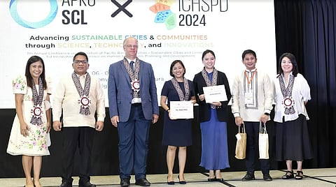 (From left) Dr. Jennifer Marie Amparo, dean, CHE; Dr. Jose V. Camacho, Jr. chancellor, UPLB; Dr. Thomas Schneider, chief executive, APRU; Makati Mayor Abigail Binay; Jessica Bianca Sy, SMPHI and SMDC lead executive for Design, Innovation and Strategy; Dr. Edgar M. Reyes, Jr., conference director, ICHSPD, associate professor, UPLB; and Dr. Yekang Ko, director, APRU-SCL, associate professor, University of Oregon.