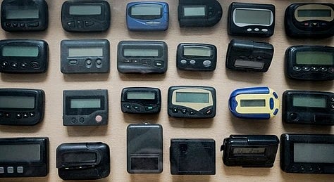 Smartphone ancestor bypasses networks