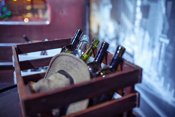 Four executed in Iran over deadly bootleg alcohol