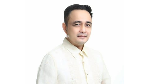 Limay has new mayor, vice mayor
